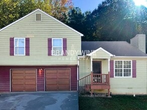 Building Photo - 35 Hampton Oaks Dr