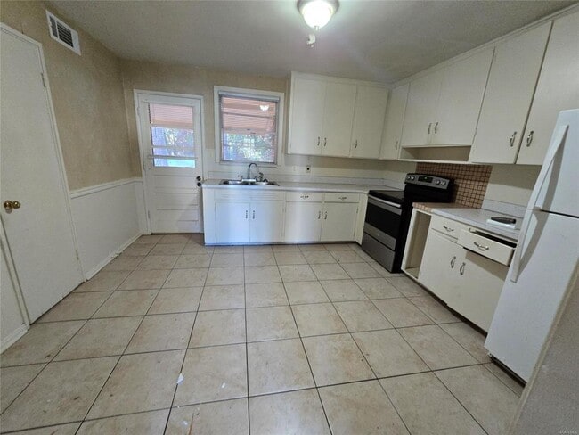 Foto del edificio - 3444 Audubon Rd