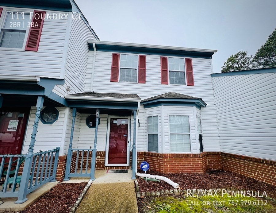 Primary Photo - 2 Bedroom Townhouse in Coventry Yorktown