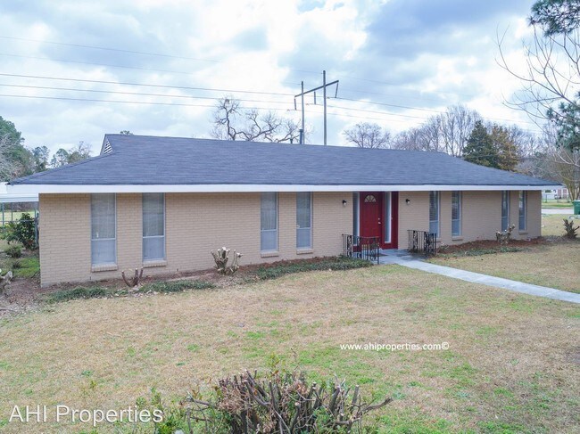 Foto del edificio - 4 br, 2 bath House - 151 Carol Villa Drive