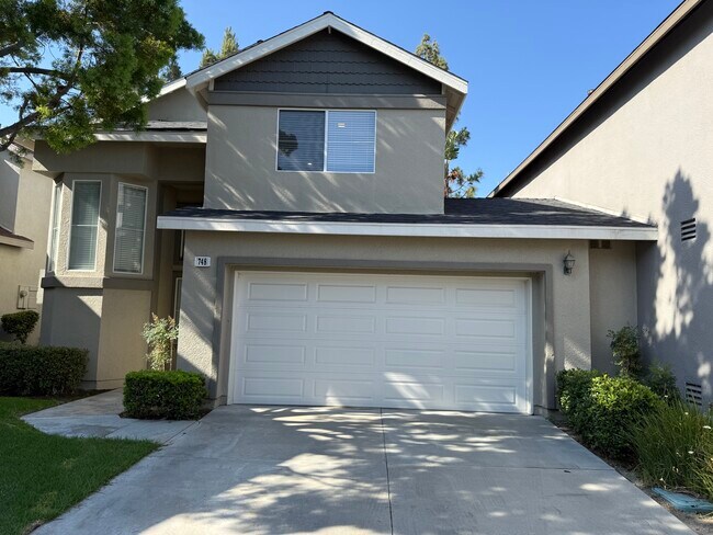 Building Photo - 748 North Siavohn Drive