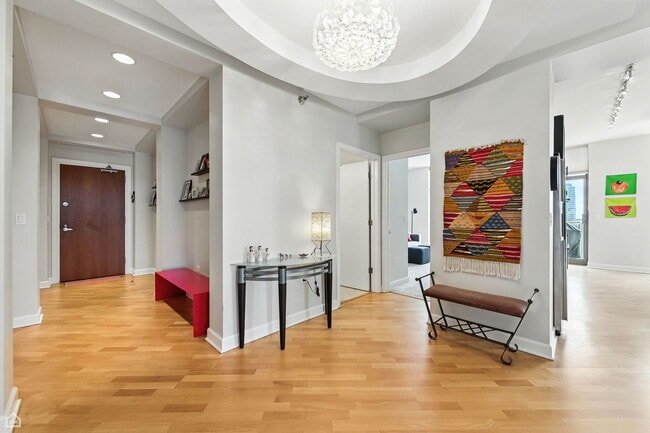 Foto del edificio - 1335 S Prairie Ave