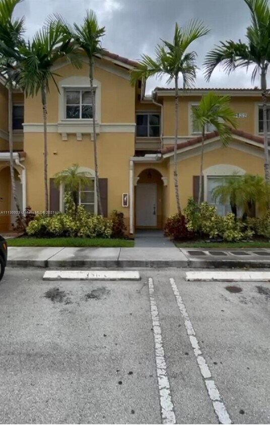 84328107 NW 107th Ct, Doral, FL 33178 Townhome Rentals in Doral FL