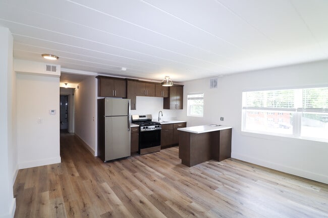 Building Photo - The Glengate Apartments