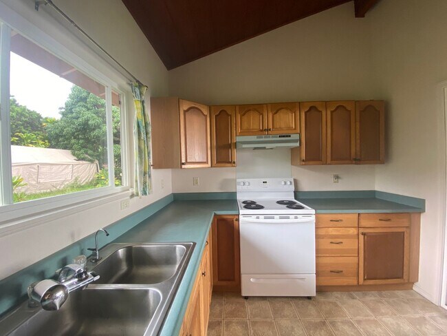 Building Photo - Captain Cook 2 bedroom 2.5 bathroom