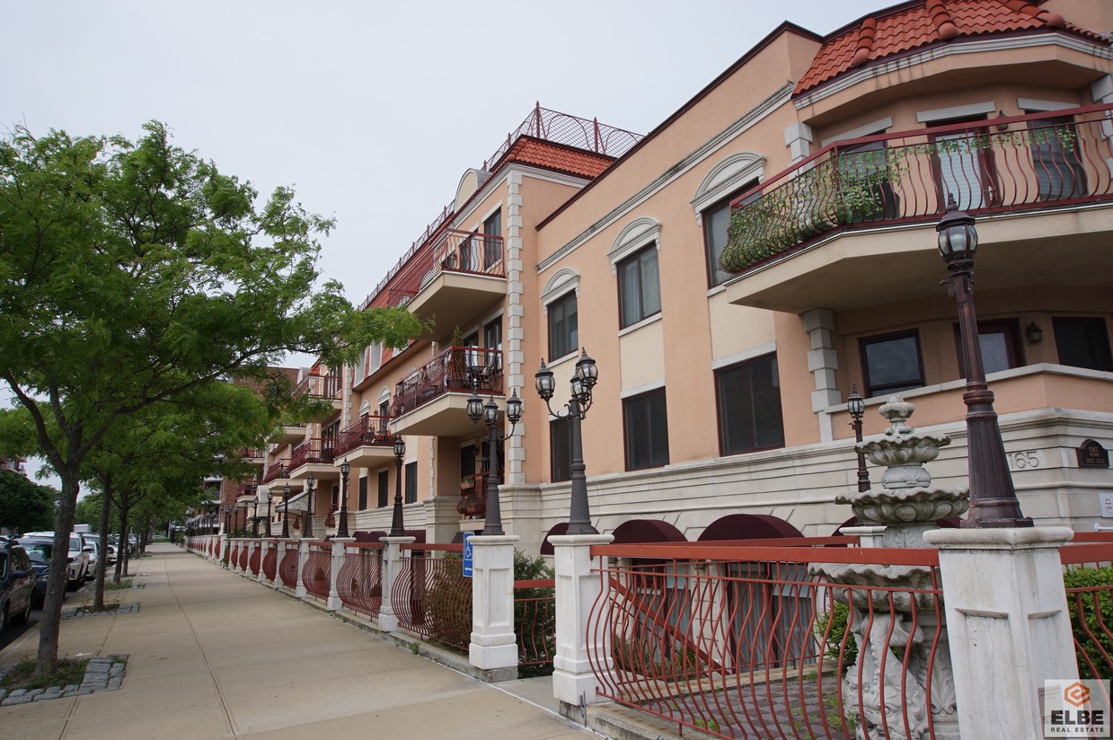 3165 Emmons Ave, Brooklyn, NY 11235 Condo for Rent in Brooklyn, NY