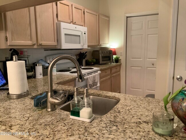 Foto del edificio - 170 Veracruz Dr