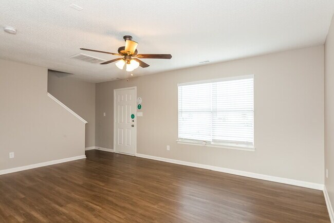 Foto del edificio - 3024 Rockingham Ct SW