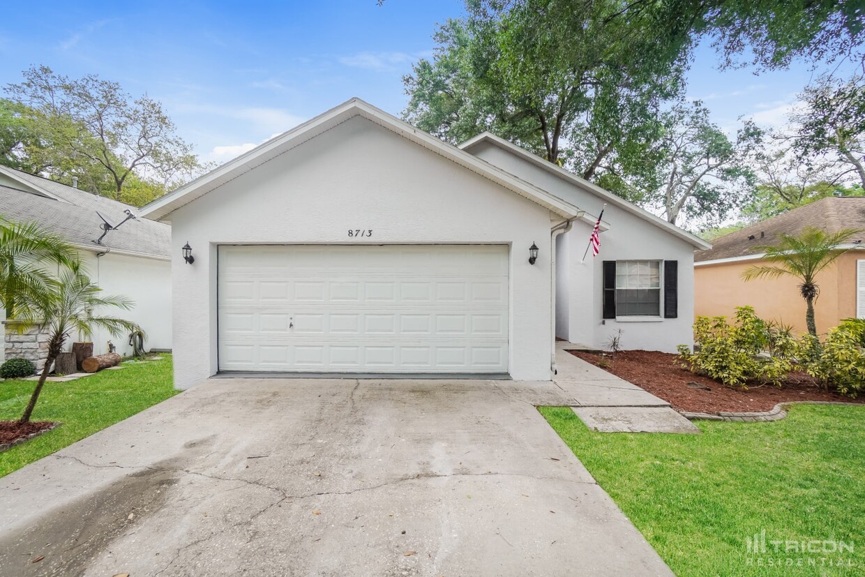 Foto principal - 8713 Busch Oaks St