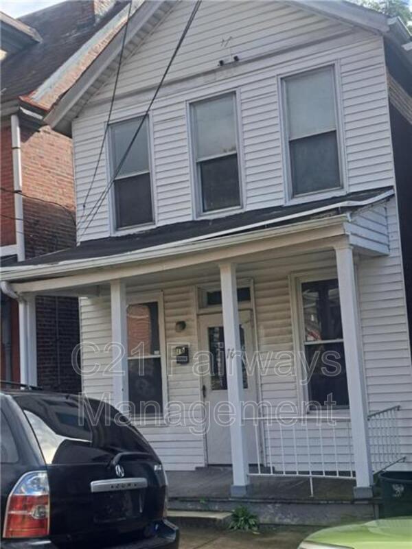 Primary Photo - 16 Cuyler Ave