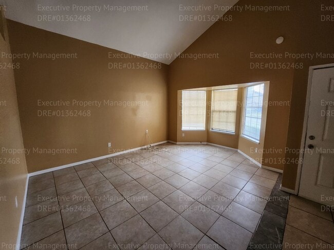 Building Photo - 3 bedrooms /2.5 bath two-story gem boasts ...
