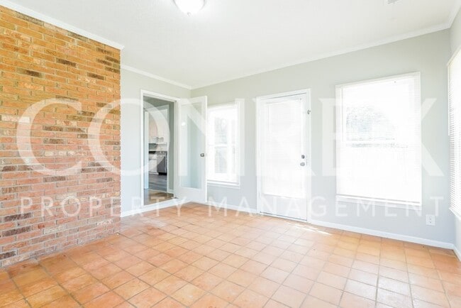 Building Photo - Beautiful 4 Bedroom Ranch