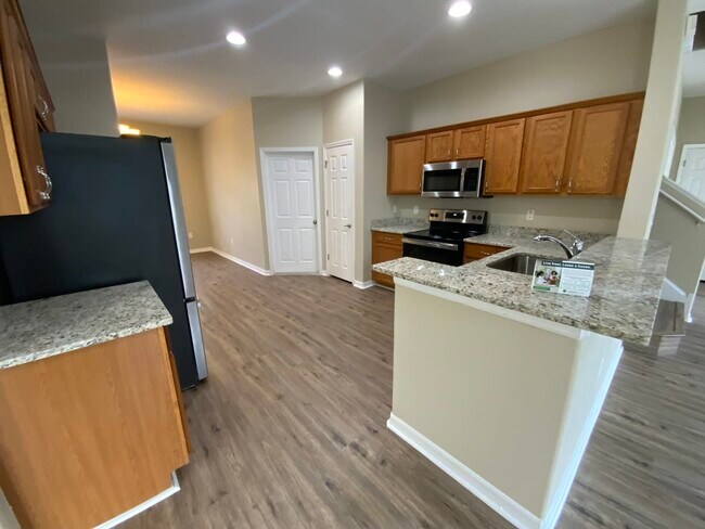 Building Photo - 10329 Celtic Ash Dr