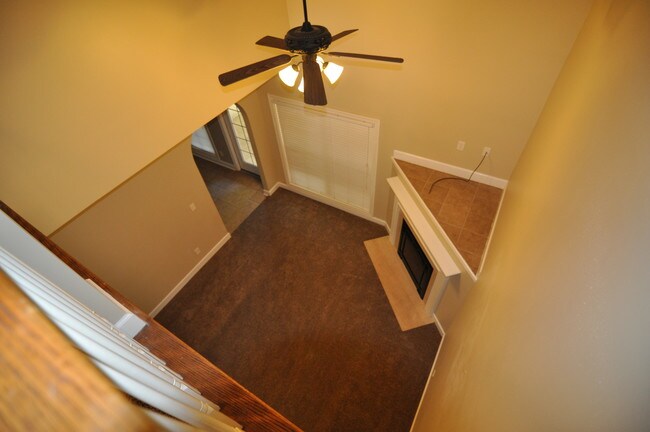 Building Photo - 5352 chumar dr
