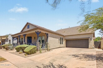 Building Photo - 9250 E Via De Vaquero Dr