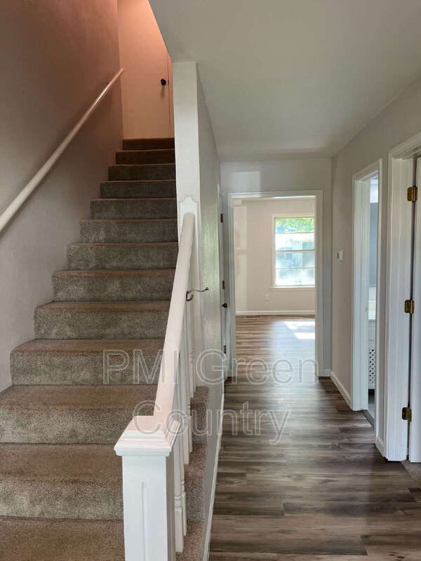 Foto del edificio - 929 N Juniper St