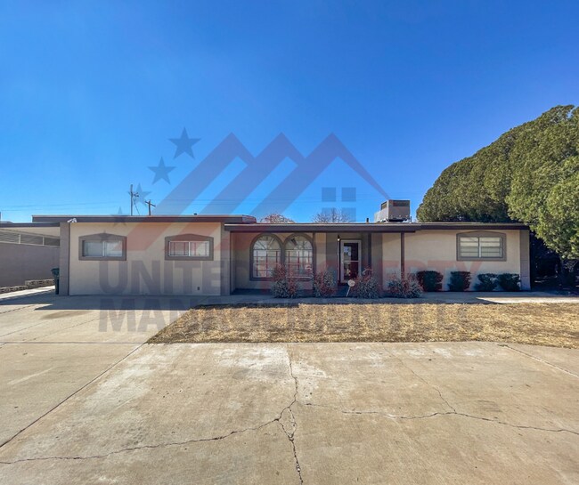 Foto del edificio - Large 4 bed available in Carlsbad NM