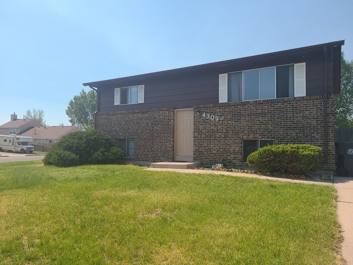 Primary Photo - 4309 Rio Verde St