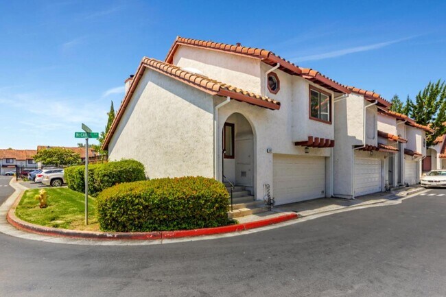 Building Photo - 35617 McCarty Common
