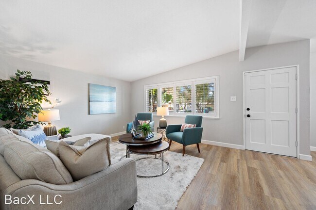 Building Photo - 3 br, 1 bath House - 1252 Cabrillo Ave