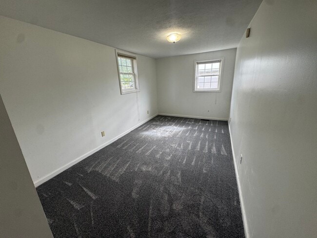 Building Photo - 708 N Jay St