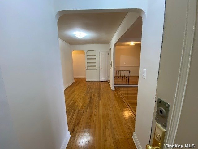 Foto del edificio - 89-11 63rd Dr