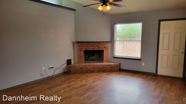 Building Photo - 3 br, 2 bath House - 2709 108th -BB#2