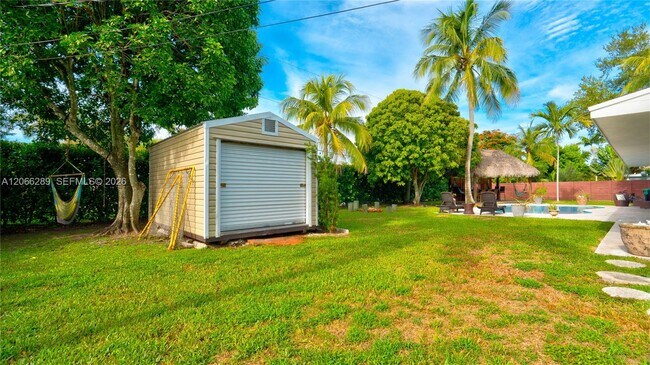Foto del edificio - 8340 SW 163rd St