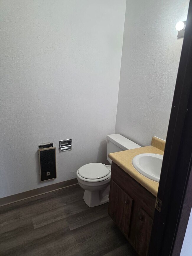 Foto del edificio - 1409 Belle Plaine