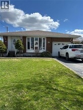 Building Photo - 34 Ranchdale Dr