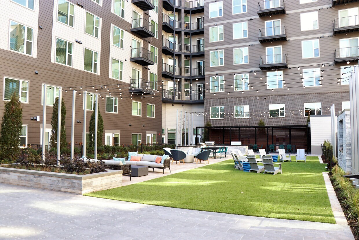 Vyne One Loudoun 44819 Atwater Dr Ashburn, VA Apartments for Rent