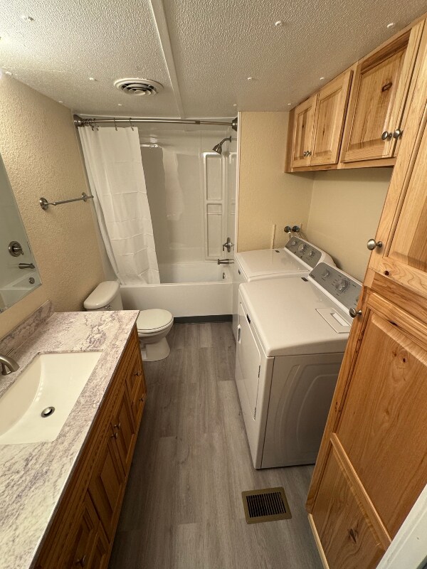 Foto del edificio - 3684 Beacon Loop