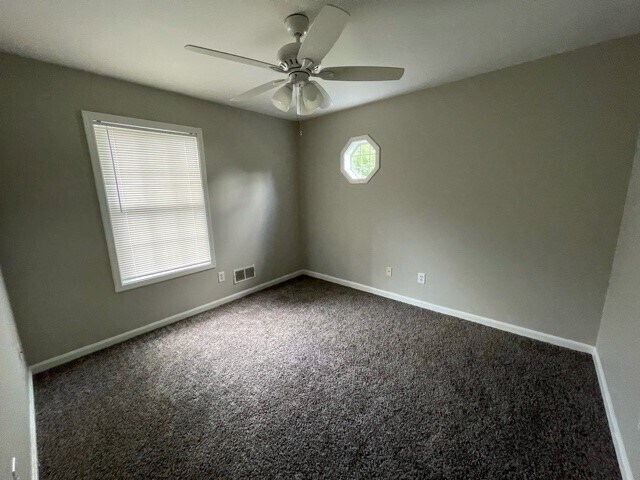 Building Photo - 4BD/1.5BA Single Family Home