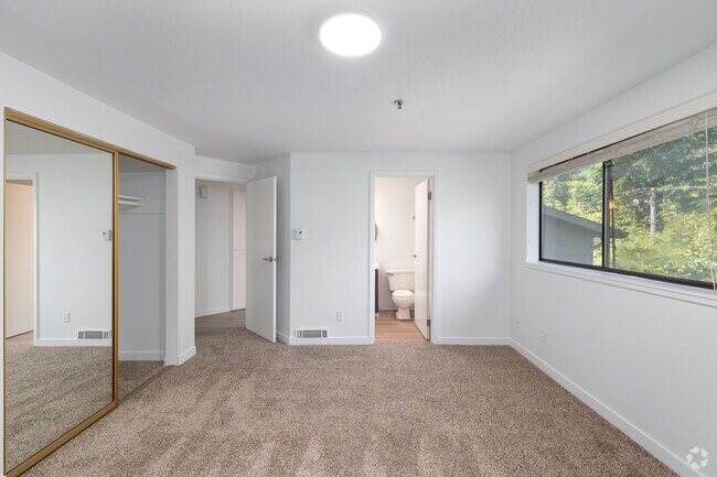 2BR, 2BA - 1,120SF - Skyview 3322