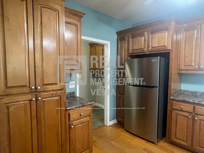 Building Photo - 416 Simsbury Ridge