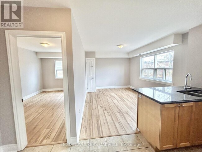 Photo du bâtiment - 11 Thirty Third St