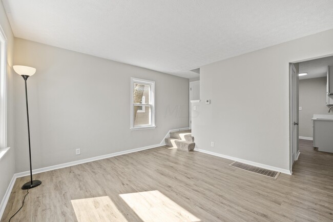 Building Photo - 1716 E Whittier St