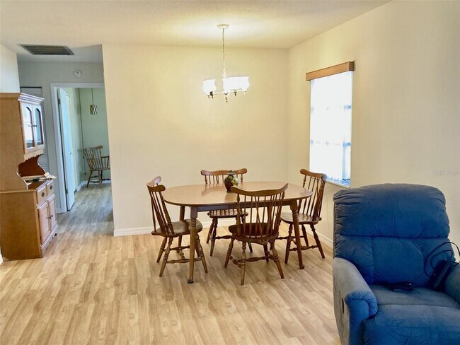 Foto del edificio - 6110 Coral Way