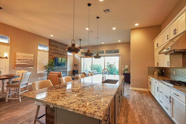 Foto del edificio - 26627 N 104th Way