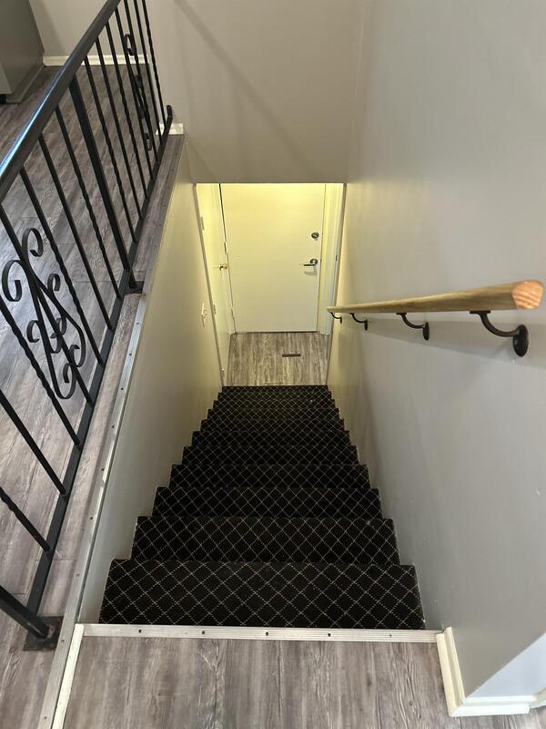 Foto del edificio - 8404 Sterling Ave