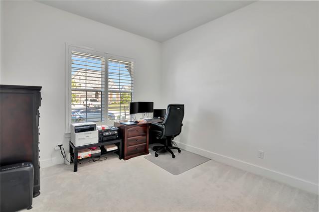 Building Photo - 3730 Maxdale Dr