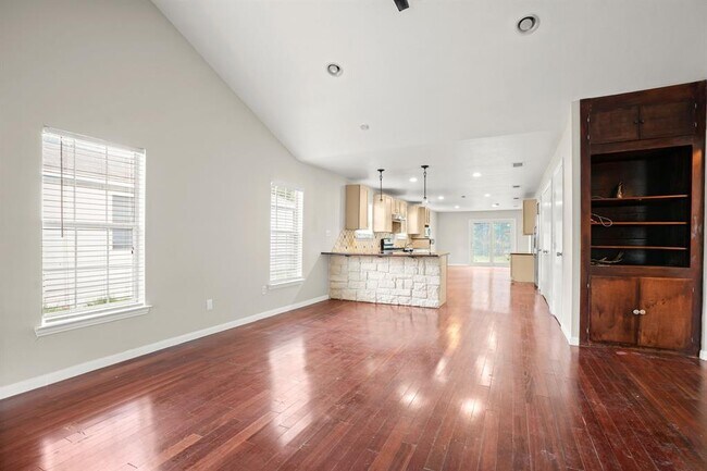 Foto del edificio - 922 E 50th St