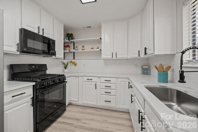 Foto del edificio - 6722 Stillmeadow Dr