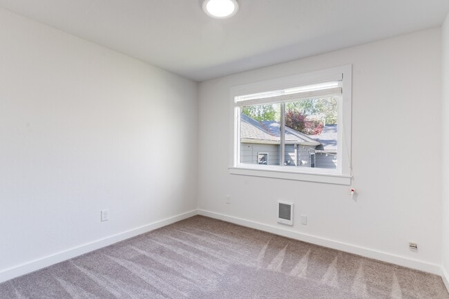 Foto del edificio - 906 N 101st St
