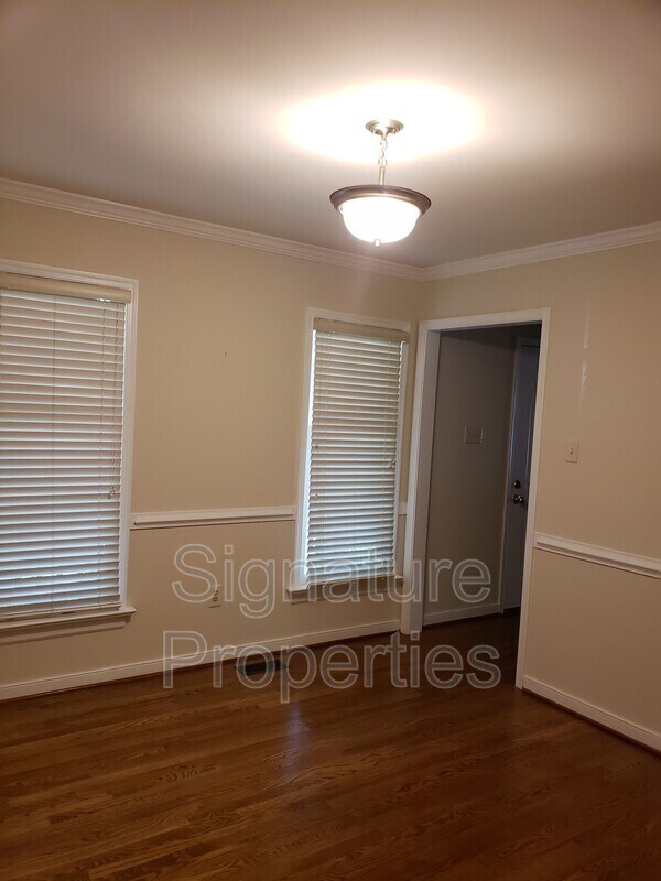 Building Photo - 9234 Fair Hill Ct