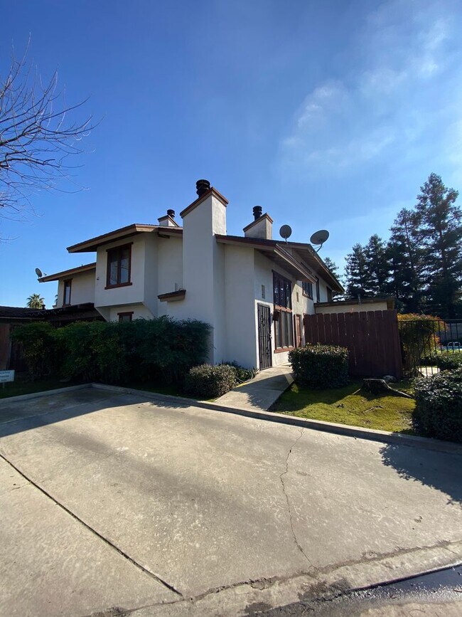 Foto del edificio - Cozy Condo Available Now!