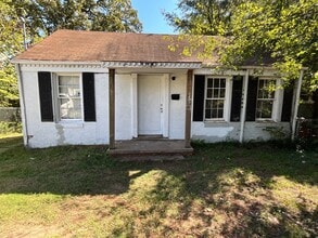 Building Photo - 6107 Fairfield Ave