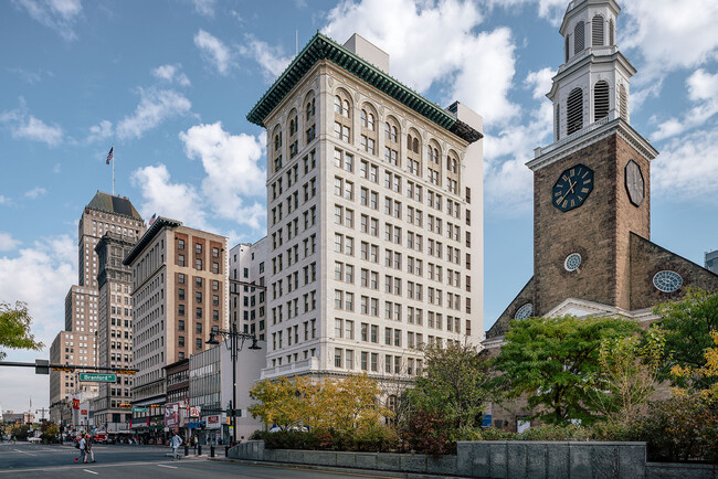 Foto del edificio - Indigo Residence