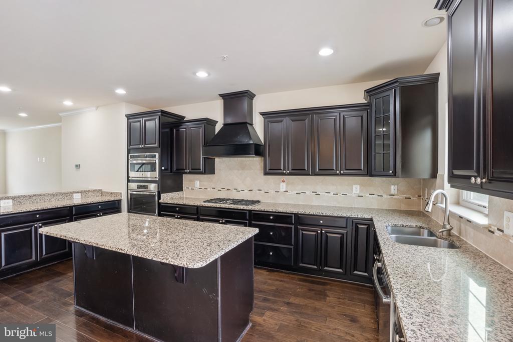 7208 Albion Wy, Hanover, MD 21076 Townhome Rentals in Hanover MD