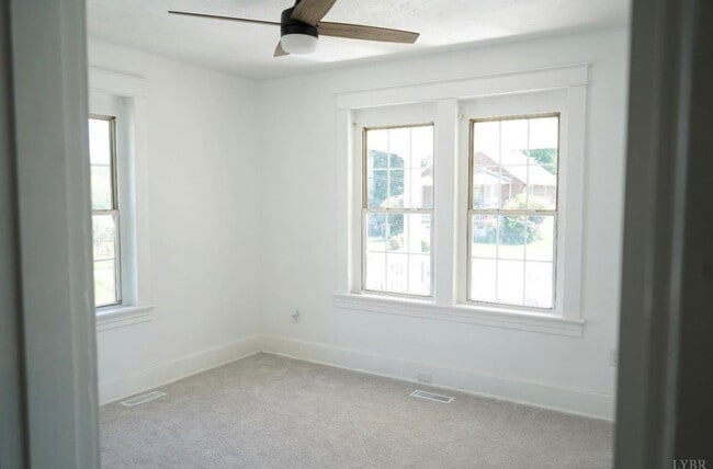 Bedroom - 310 Saint Augustine St